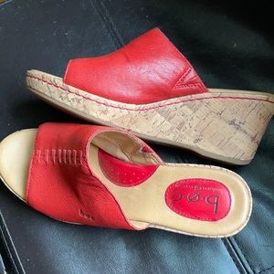 Red wedges size 9